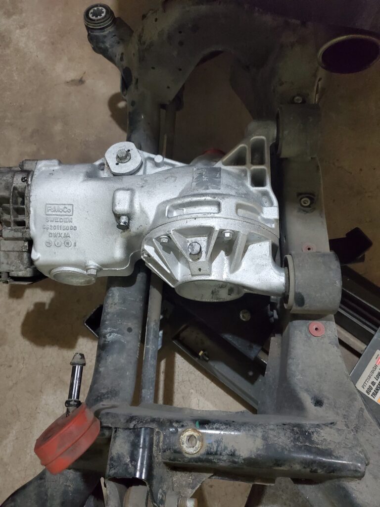 Volvo Rear Differential replacement 